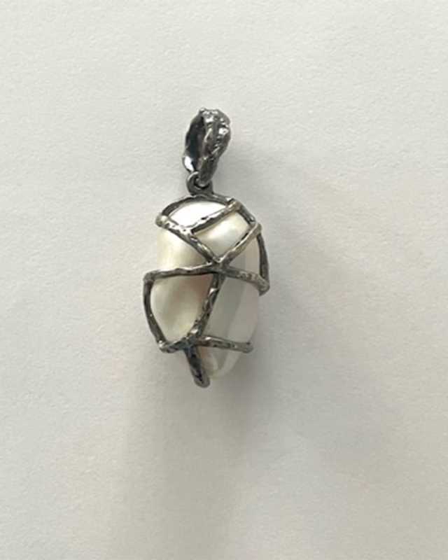 18K White Gold Wrapped Baroque Pearl Pendant